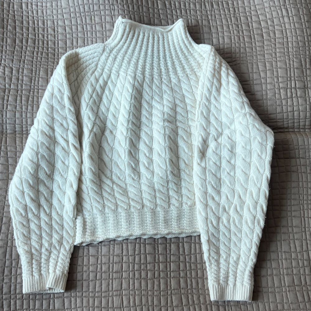 Theory cream Cable Knit Turtleneck Sweater